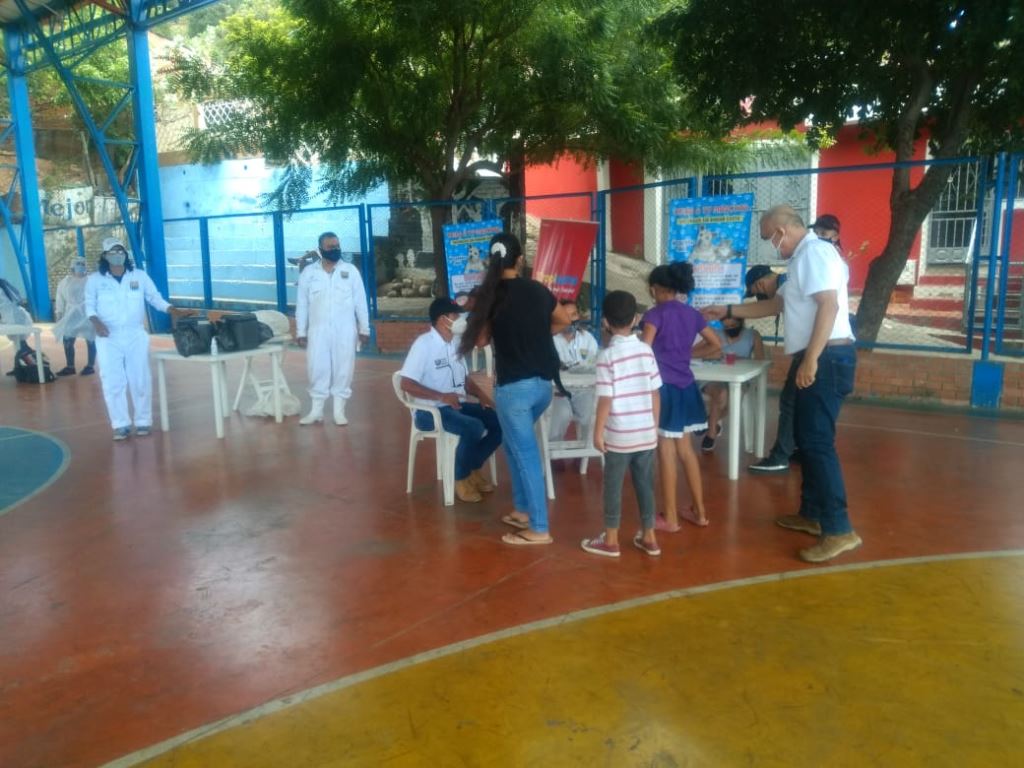 CON ACCIONES DE INMERSIÓN COMUNITARIA, LA SECRETARÍA DE SALUD LE APUESTA A NO TENER CASOS DE RABIA EN EL MUNICIPIO CON ACCIONES DE INMERSIÓN COMUNITARIA, LA SECRETARÍA DE SALUD LE APUESTA A NO TENER CASOS DE RABIA EN EL MUNICIPIO