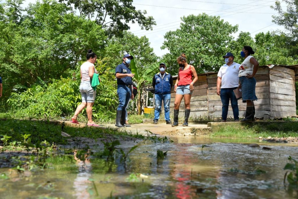 ALCALDÍA ATIENDE LA EMERGECIA PRESENTADA POR LAS LLUVIAS EN LA ZONA RURAL DE CÚCUTA ALCALDÍA ATIENDE LA EMERGECIA PRESENTADA POR LAS LLUVIAS EN LA ZONA RURAL DE CÚCUTA