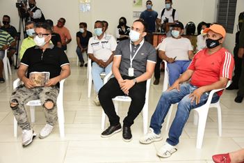 ALCALDE DE CÚCUTA, JAIRO YÁÑEZ, SOCIALIZÓ A LA COMUNIDAD EL PROYECTO ‘PARQUE LINEAL AV. SEVILLA’ ALCALDE DE CÚCUTA, JAIRO YÁÑEZ, SOCIALIZÓ A LA COMUNIDAD EL PROYECTO ‘PARQUE LINEAL AV. SEVILLA’