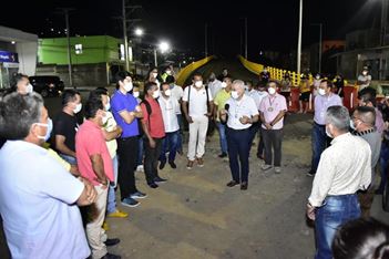 EL ALCALDE DE CÚCUTA INFORMA A LA COMUNIDAD LA SITUACIÓN DE LA OBRA “INTERSECCIÓN VIAL CUATRO VIENTOS” EL ALCALDE DE CÚCUTA INFORMA A LA COMUNIDAD LA SITUACIÓN DE LA OBRA “INTERSECCIÓN VIAL CUATRO VIENTOS”