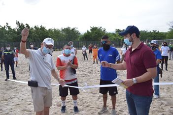 EL ALCALDE INAUGURÓ, EN EL BARRIO NIZA, UN ESPACIO PARA INCENTIVAR EL DEPORTE EN LA CIUDAD EL ALCALDE INAUGURÓ, EN EL BARRIO NIZA, UN ESPACIO PARA INCENTIVAR EL DEPORTE EN LA CIUDAD