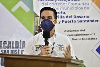 ALCALDÍA DE CÚCUTA Y COOPERACIÓN INTERNACIONAL FORTALECEN JUNTAS DE ACCIÓN COMUNAL DEL CORREDOR FRONTERIZO CÚCUTA-PUERTO SANTANDER-VILLA DEL ROSARIO ALCALDÍA DE CÚCUTA Y COOPERACIÓN INTERNACIONAL FORTALECEN JUNTAS DE ACCIÓN COMUNAL DEL CORREDOR FRONTERIZO CÚCUTA-PUERTO SANTANDER-VILLA DEL ROSARIO