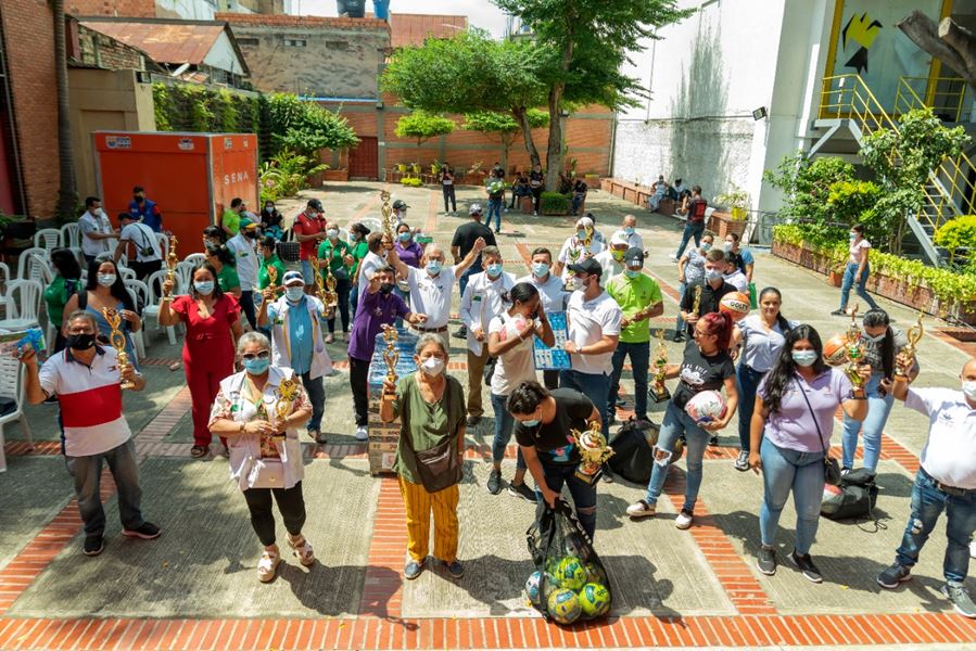 ALCALDE JAIRO YÁÑEZ INSTALÓ DE MANERA OFICIAL LA SEMANA COMUNAL EN CÚCUTA