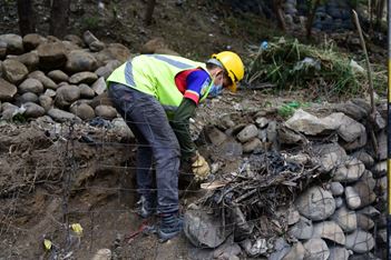 OBRA DE GAVIONES SOBRE LA AUTOPISTA DE JUAN ATALAYA PRESENTA UN AVANCE DEL 82% OBRA DE GAVIONES SOBRE LA AUTOPISTA DE JUAN ATALAYA PRESENTA UN AVANCE DEL 82%